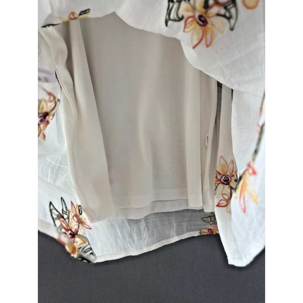 Rose & Everly Sunflower Embroidered Lace Inset Boho Cottage Blouse NWT Women's M - Picture 6 of 12